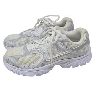 Nike V5 RNR Running Shoes in White and Light Grey Women’s size 9.5